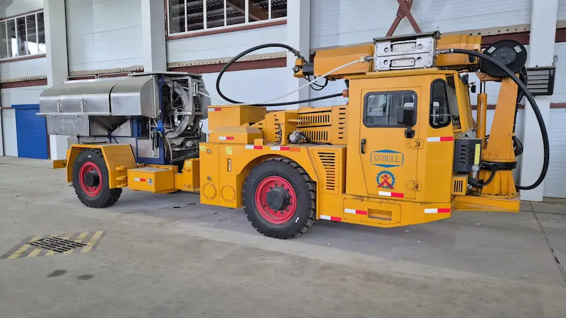 МСЗП-4У на шасси XURI UZJQ-1000